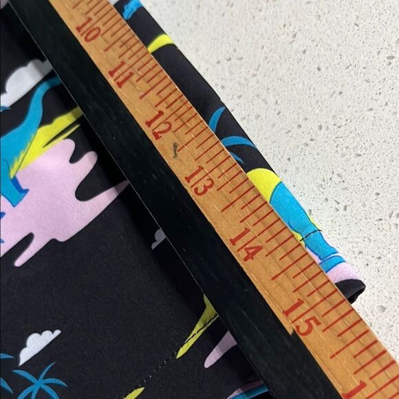 NWT Cabana by Crown & Ivy Black Shorts with Colorful Dinosaur Design Mens L - Picture 9 of 11